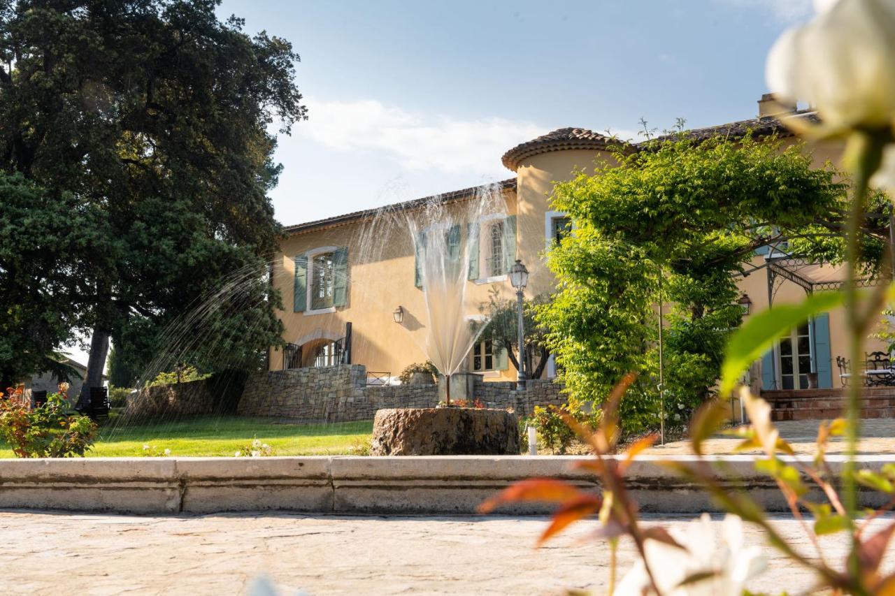 Chateau Les Crostes Lorgues Exterior photo
